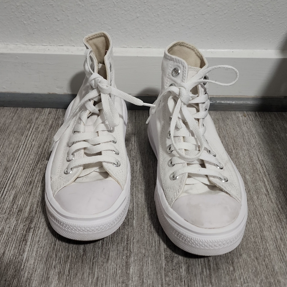 Chuck Taylor All Star Move Platform